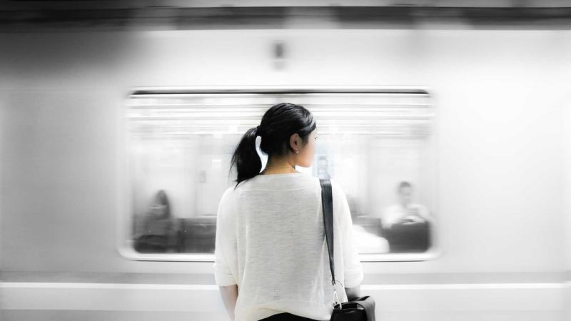 重新梳理人物关系的阅读方式